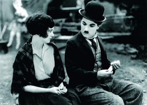 Zobrazit detail akce: KINOKAVÁRNA: Ch. Chaplin: Génius celuloidového světa