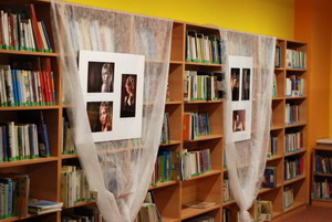 Zobrazit článek - Vernisáž Jana Lipovského - Portréty: půvab a rozličnost