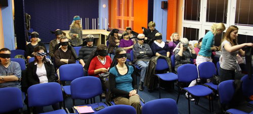 Zobrazit článek - Prožili absolutní tmu