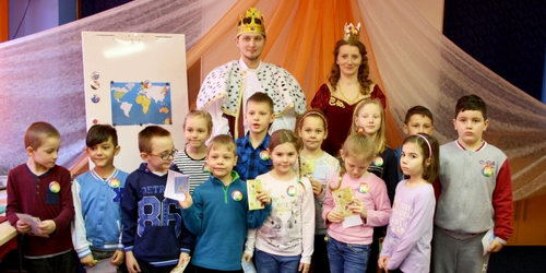 Zobrazit článek - Děti pasoval pohádkový král