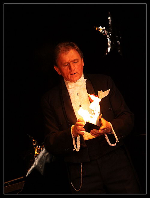 2009-04-28 Velká kouzelnická show - zvětšit