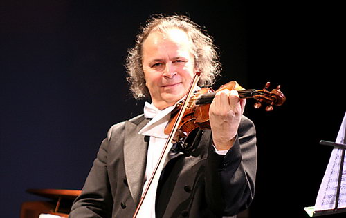 2007-12-12 Vánoční koncert Václava Hudečka - zvětšit