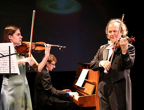 2007-12-12 Vánoční koncert Václava Hudečka - zvětšit