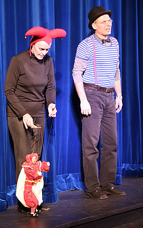 2007-12-16 Premiéra bohumínských ochotníků - zvětšit
