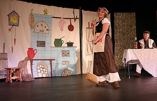 2007-12-16 Premiéra bohumínských ochotníků - zvětšit