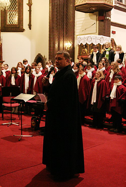 2008-01-04 Novoroční koncert: novojičínský Ondrášek - zvětšit