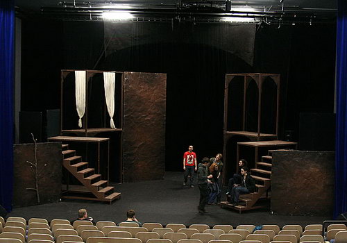 2008-04-04 Divadlo Romeo a Julie - zvětšit