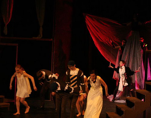 2008-04-04 Divadlo Romeo a Julie - zvětšit